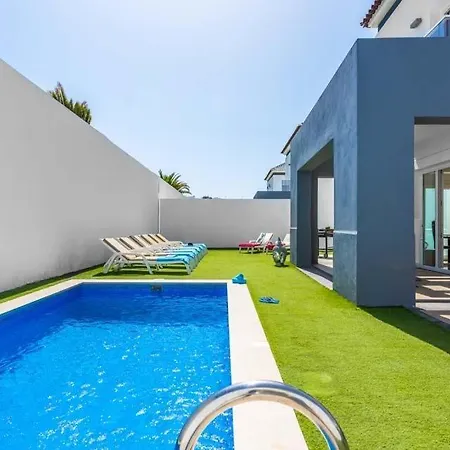 Playa De Fanabe Sleeps 8 Pool Air Con Wifi Costa Adeje (Tenerife)