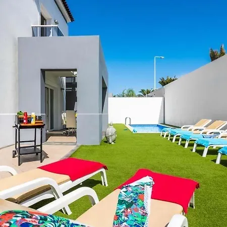 Villa Playa De Fanabe Sleeps 8 Pool Air Con Wifi Costa Adeje (Tenerife)