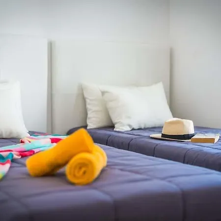 Villa Playa De Fanabe Sleeps 8 Pool Air Con Wifi